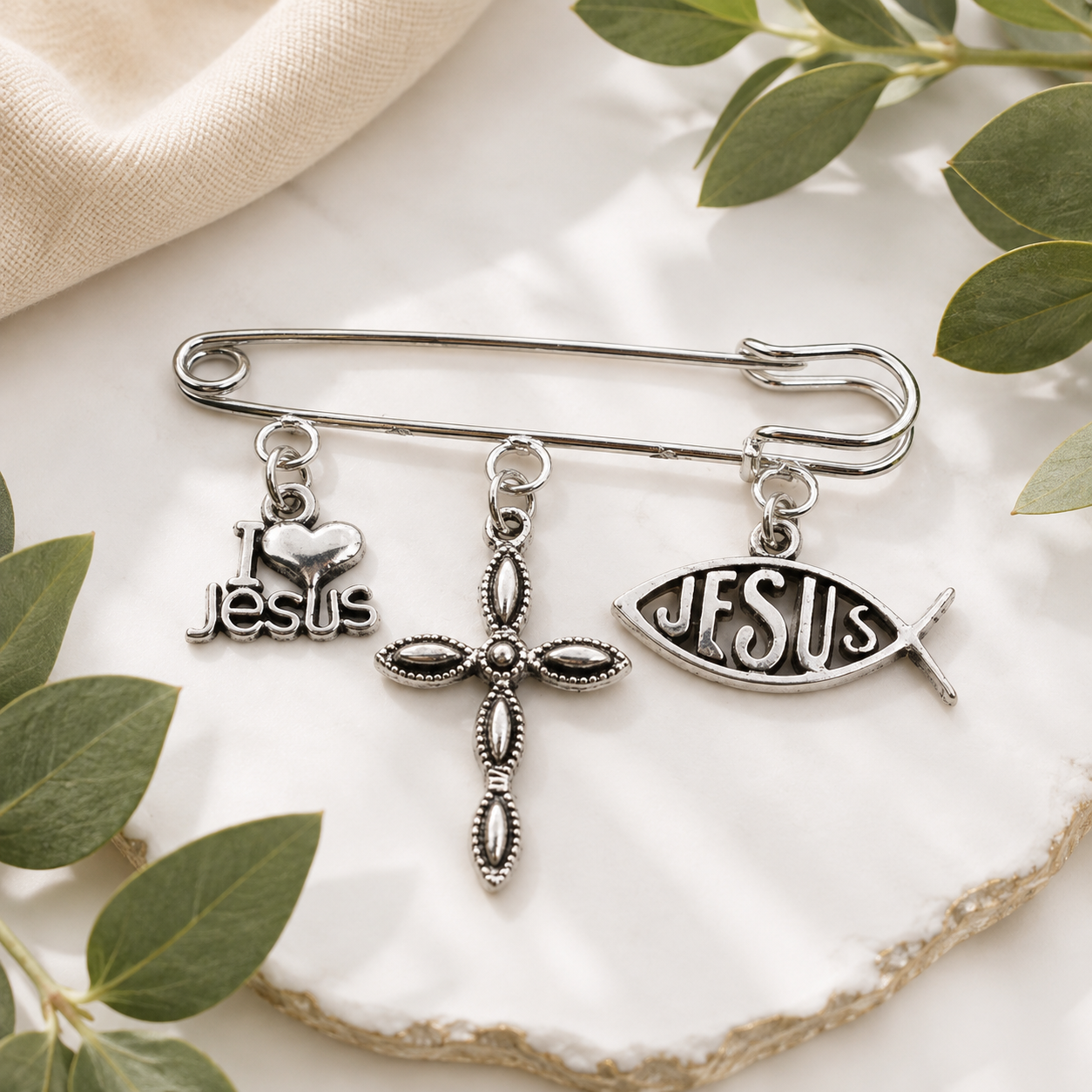 Jesus Brooch Tote Pin